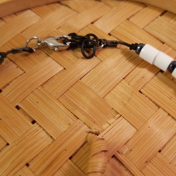 Bohemian style LIVE LAUGH LOVE ankle bracelet - Picture 3 of 6